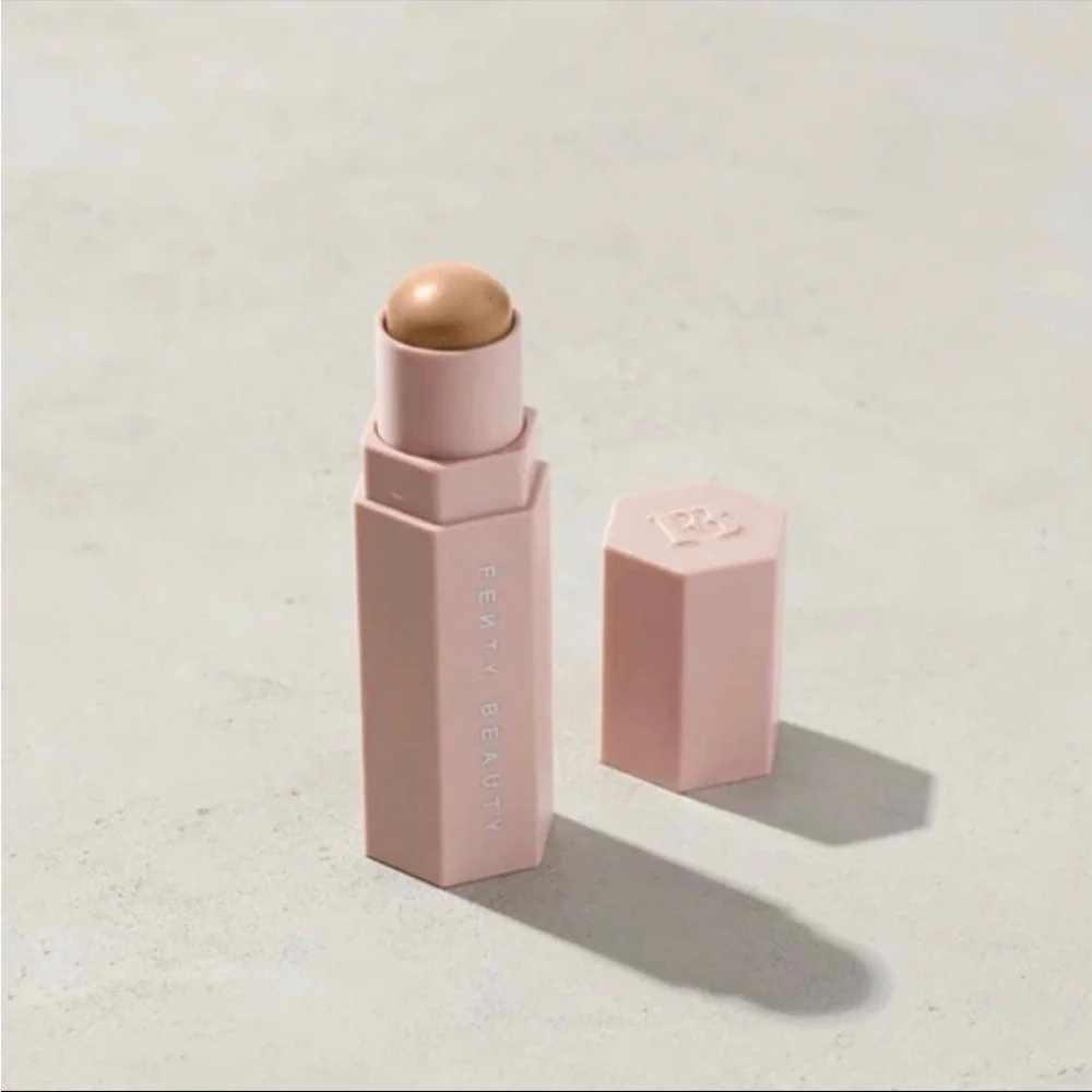 Fenty Beauty Match Stix Contour Skinstick • Soft Amber